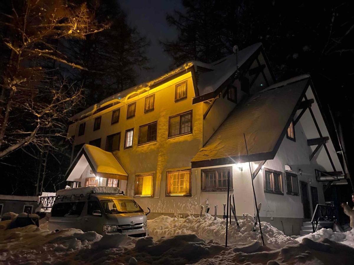 The Answer Bed & Breakfast Hakuba Exterior photo